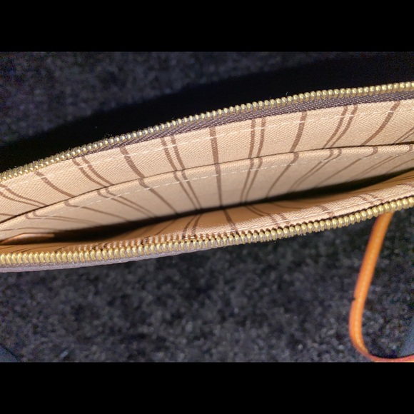 Louis Vuitton Monogram Neverfull MM GM Pochette - Picture 5 of 8